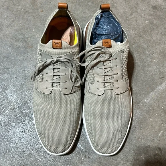 Wolf & Shepherd | Shoes | Wolf Shepherd Stone White  display picture 1